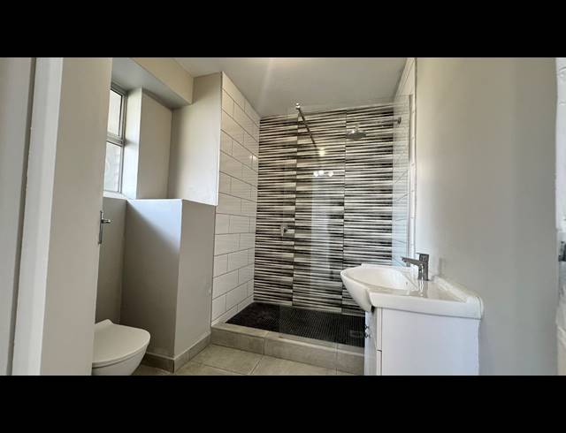 1.5 BEDROOM APARTMENT TO LET IN DURBAN CENTRAL